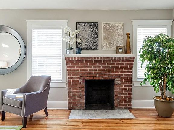 5th image of 313 W Osborne Ave