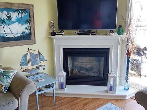 4th image of 8541 Ellenwood Estates Dr #4