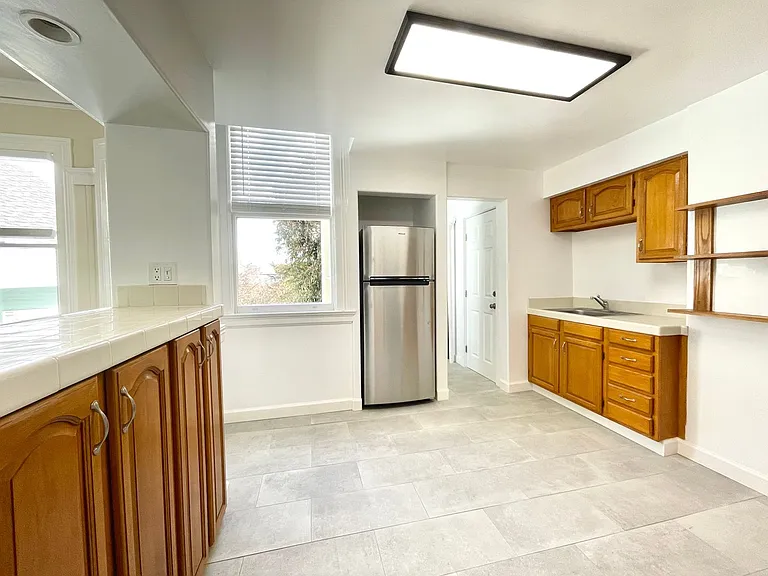 500-522 Lyon St #566R — Photo 3