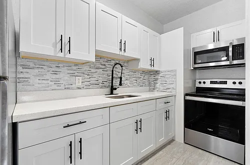 323 N Westland Ave Photo 1