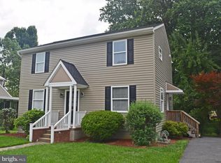 4023 Maple St, Fairfax, VA 22030