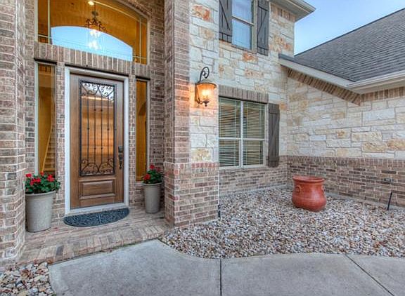 5th image of 4322 Greatview Dr