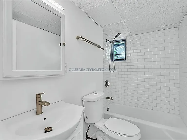125 Trapelo Rd #12 — Photo 21
