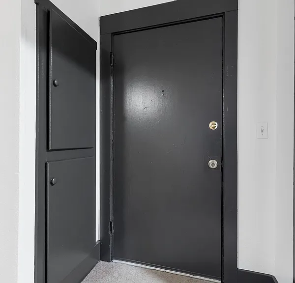 Kensington Apartments — Photo 24