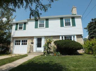 2702 Milwaukee St, Madison, WI 53704
