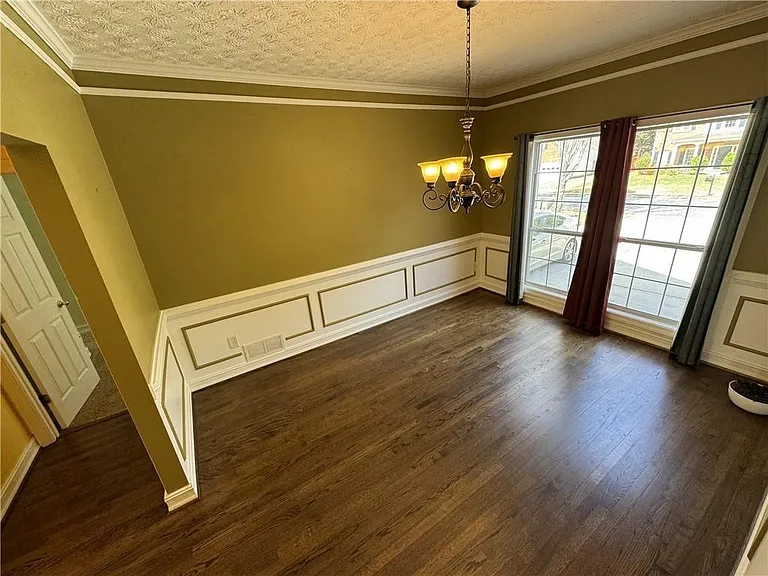 2393 Hampton Park Dr — Photo 5