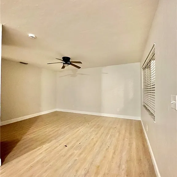 5635 5th Ave — Photo 7