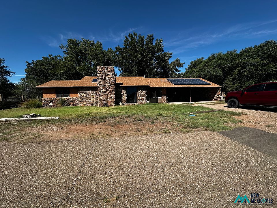 1st image of 1400 E Pecos Ave