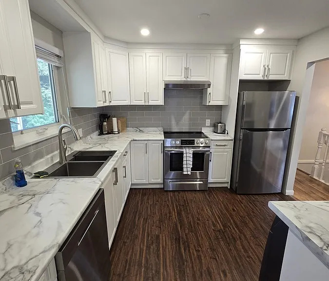 21015 Swallow Pl — Photo 2