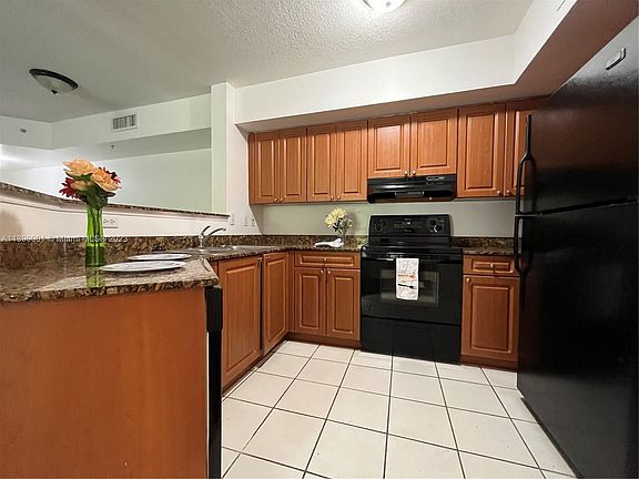 3rd image of 17602 NW 25th Ave APT 204