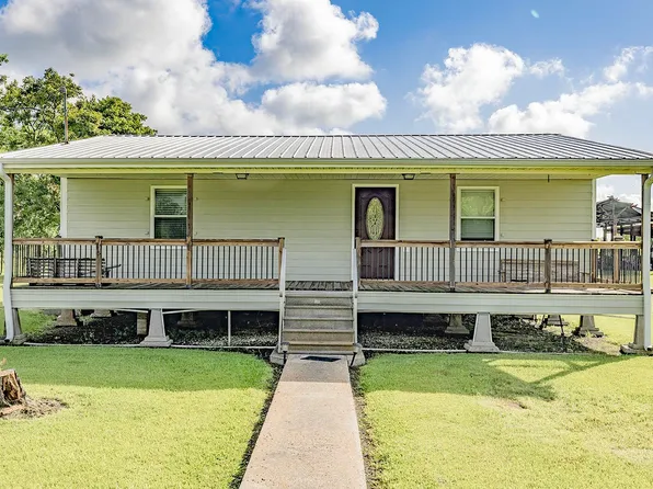 553 Lake Long Dr, Houma, LA 70364