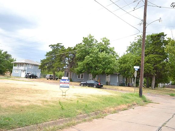 2nd image of 1601 Grace St #1521
