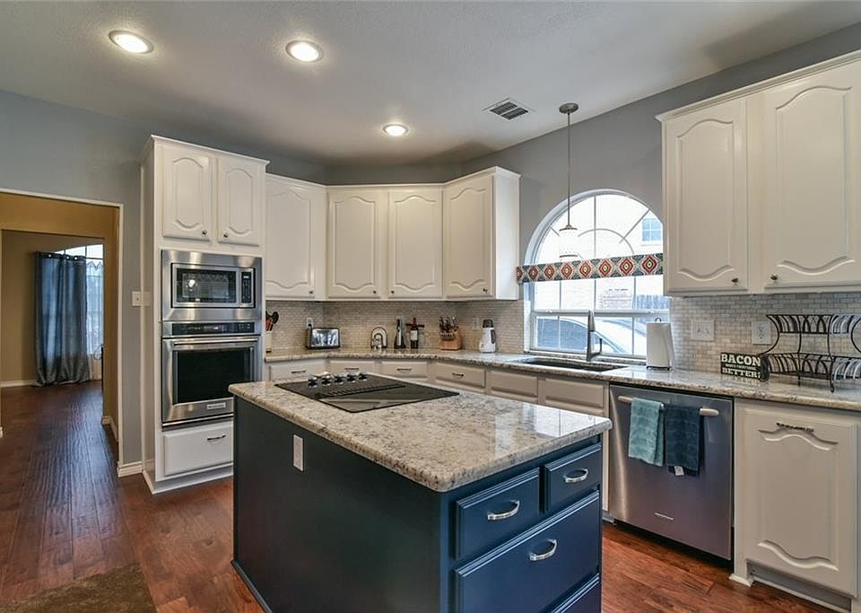 1st image of 3102 Suffolk Dr