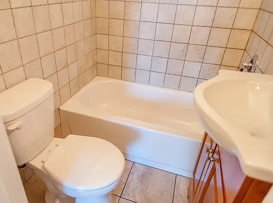 Rented by Nooklyn NYC LLC | media 20