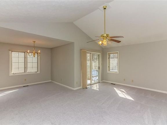 3rd image of 615 Silver Fox Ct