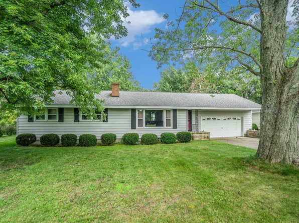 3946 Ellen St, Muskegon, MI 49444