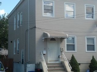 10 Riverside Pl, Garfield, NJ 07026