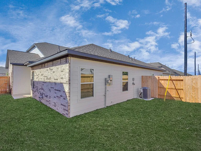 7322 Coconut Bay Dr #B — Photo 6
