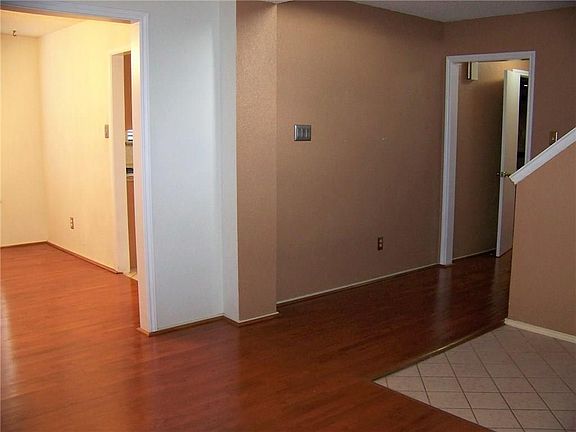 5th image of 2604 Chesapeake St