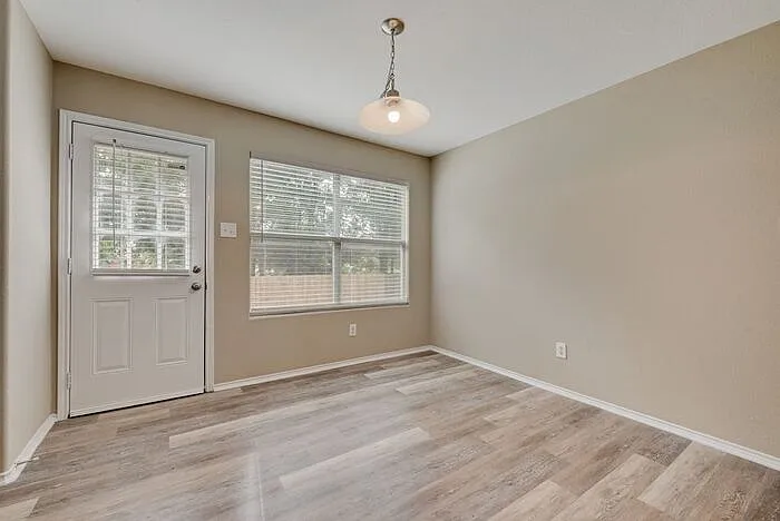 8026 Arkan Pkwy — Photo 7