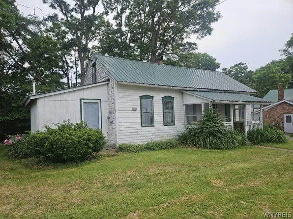 1312 Clinton Street Rd, Attica, NY 14011