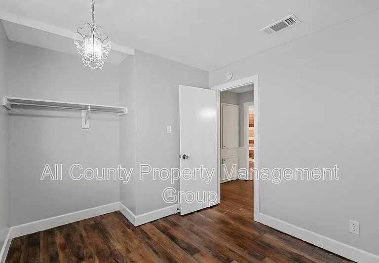 2504 S Fielder Rd — Photo 13