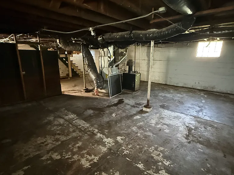1237 E Johns Ave — Photo 13