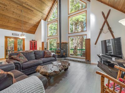 13950 Herringbone Way, Truckee, CA, 96161