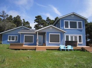42410 Sunset Pl, Port Orford, OR 97465