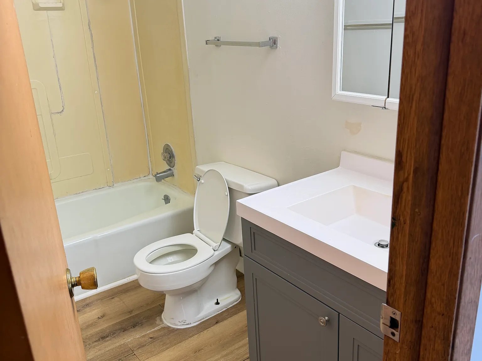 2 bed, 825 sqft, $875 — Photo 1