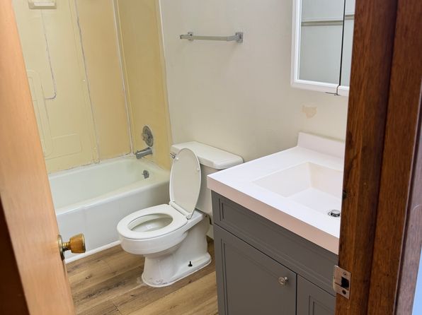 4440 Starr St #15