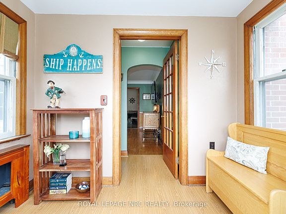 5th image of 197 Charlotte St