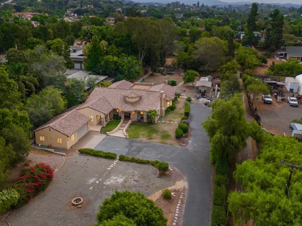 2227 Catalina Ave, Vista, CA 92084