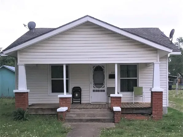 337 N 5th St, Fairfax, OK 74637