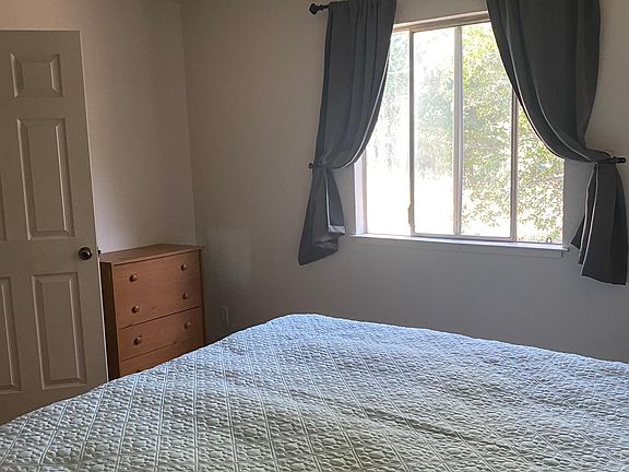 3rd image of 1563 Willis St #1563