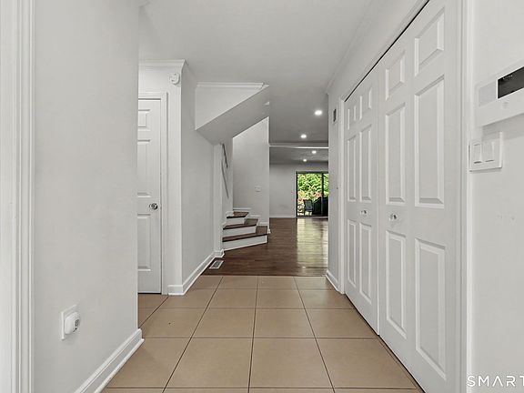 4th image of 3300 Park Avenue #33