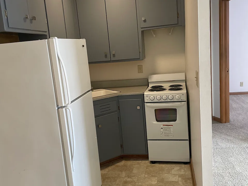 5425-5435 W Forest Home Ave #1