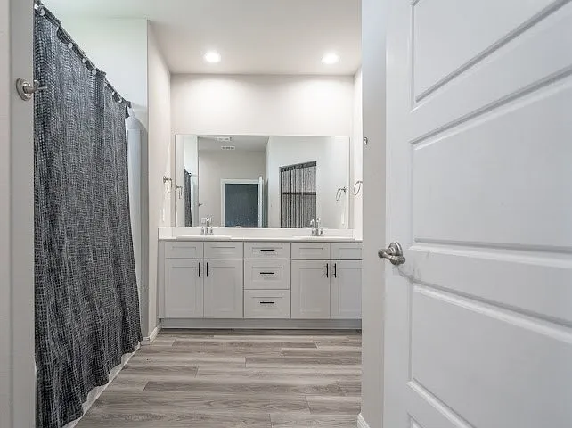 6403 Globe Life Ct — Photo 14