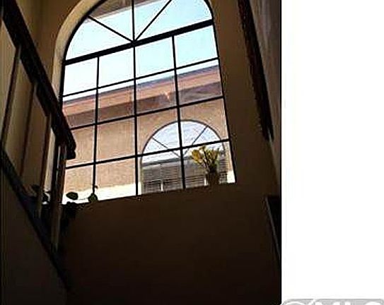 5th image of 2347 Sherwood Dr