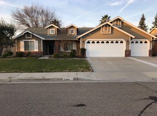 2281 Howard St, Kingsburg, CA 93631