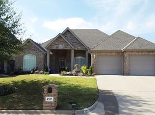2937 Versailles Pl, Bartlesville, OK 74006