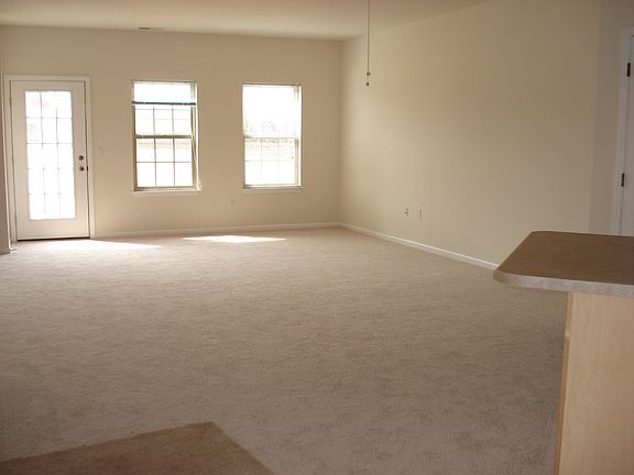 Spacious livingroom with tons of natural light