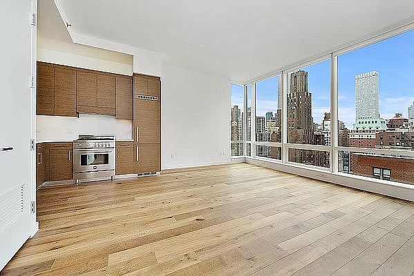 1st image of 325 Lexington Ave APT 18A