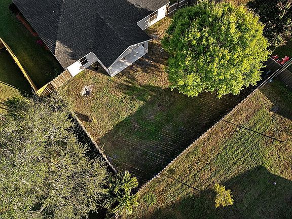 3rd image of 1382 SE Concha Street