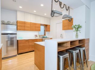 99 Gore Vale Ave, Toronto, ON M6J2R5