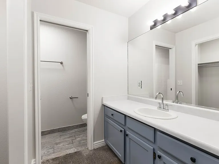 444 Sunland Dr E #37 — Photo 8
