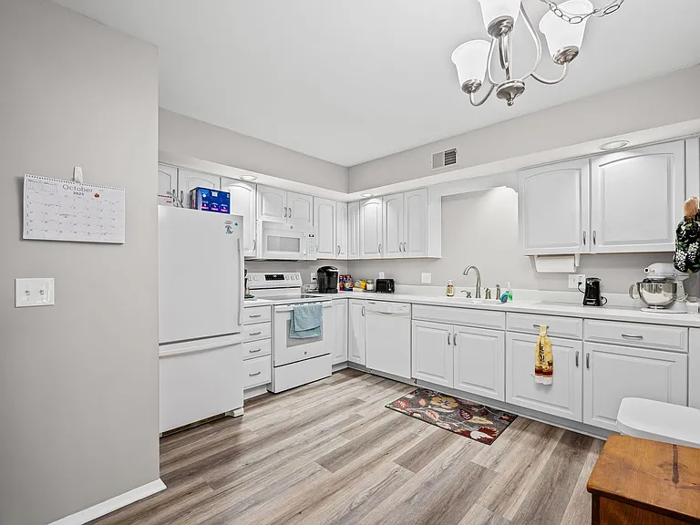Westgate Residential Suites — Photo 85