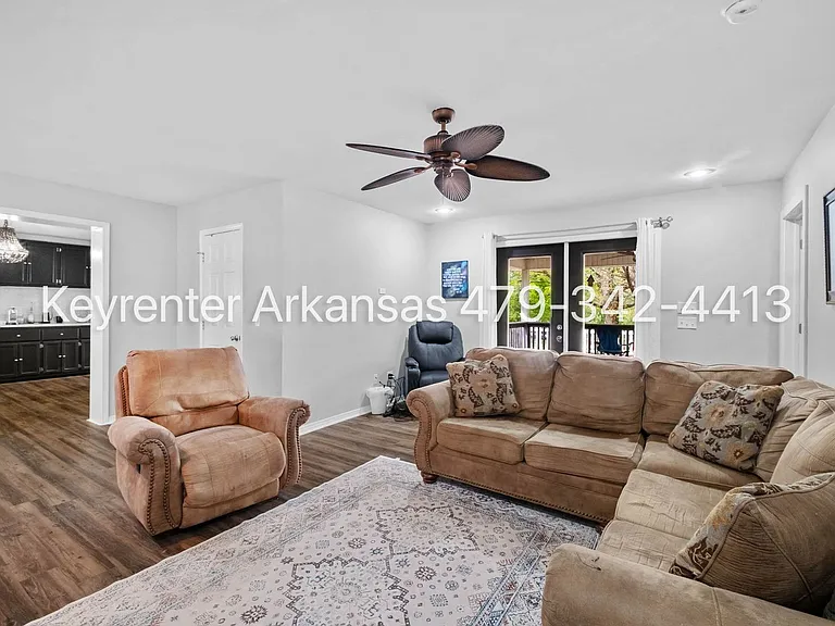 255 W Lawson St #2 — Photo 6