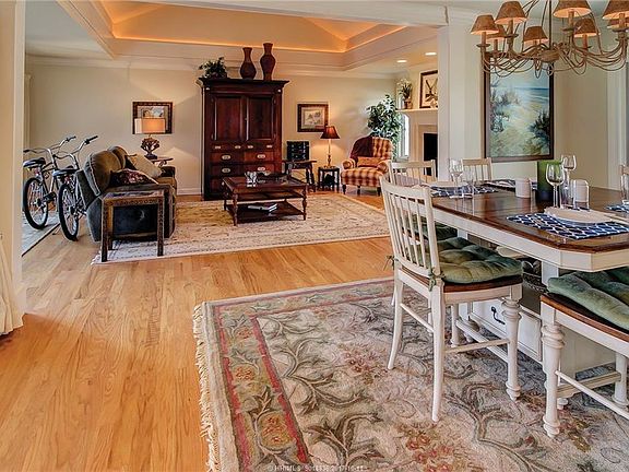 5th image of 36 Windjammer Ct