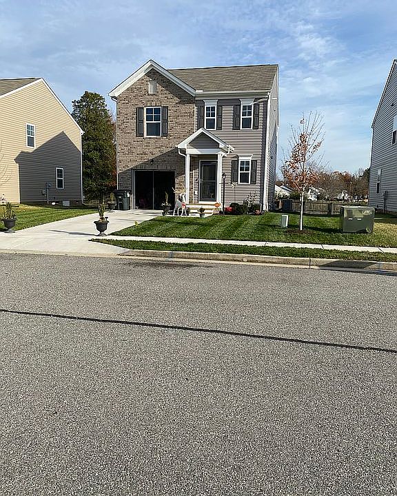 1st image of 2868 Elkridge Cir